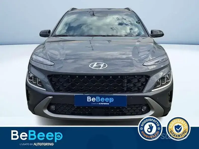 Usata Hyundai Kona Style 120 CV (88 kW) 2022 Grigio SUV