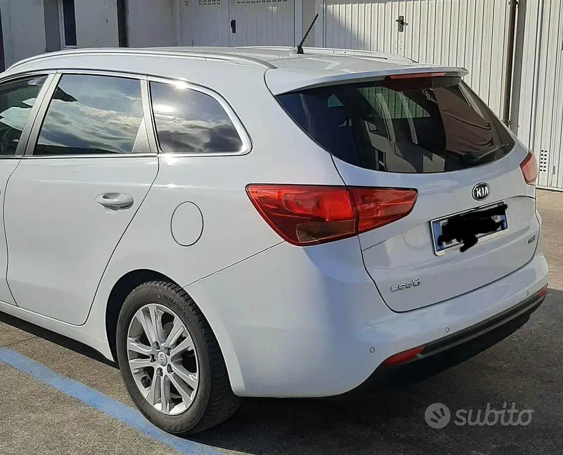 Usata Kia Ceed 110 CV (80 kW) 2015 Bianco Utilitaria
