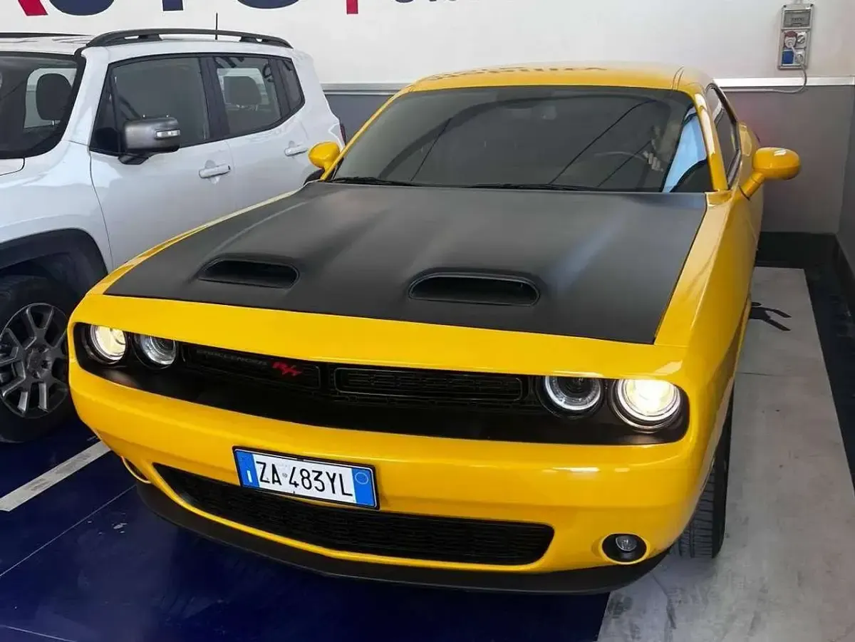 Usata Dodge Challenger SXT 305 CV (224 kW) 2018 Giallo Coupé