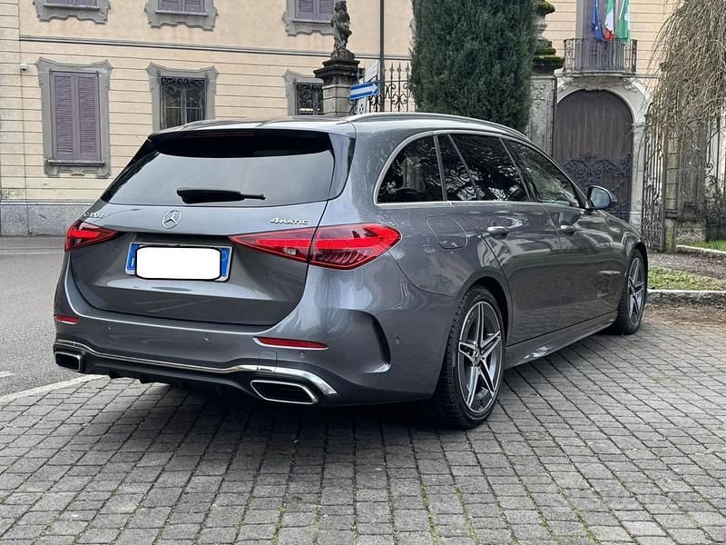 Usata Mercedes C220 Premium Plus 200 CV (147 kW) 2022 Grigio scuro Station wagon