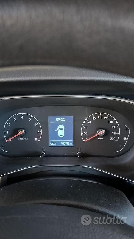 Usata EVO Evo 5 127 CV (93 kW) 2025 Rosso SUV