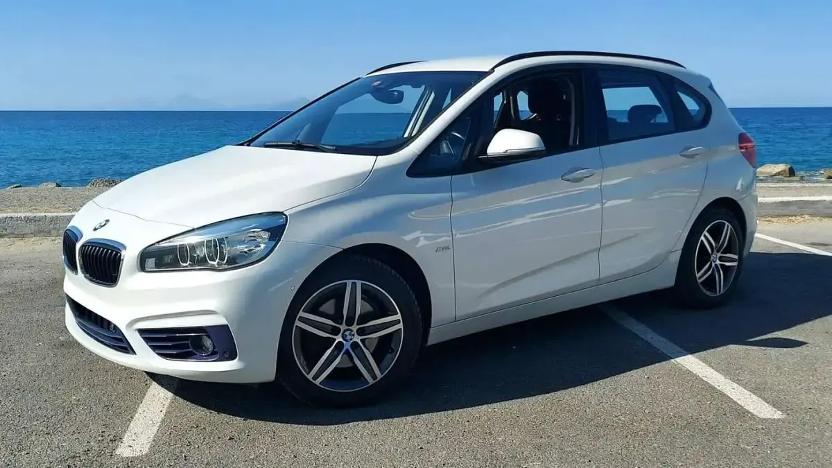 Usata BMW 220 Active Tourer Sport Line 190 CV (139 kW) 2016 Bianco Monovolume
