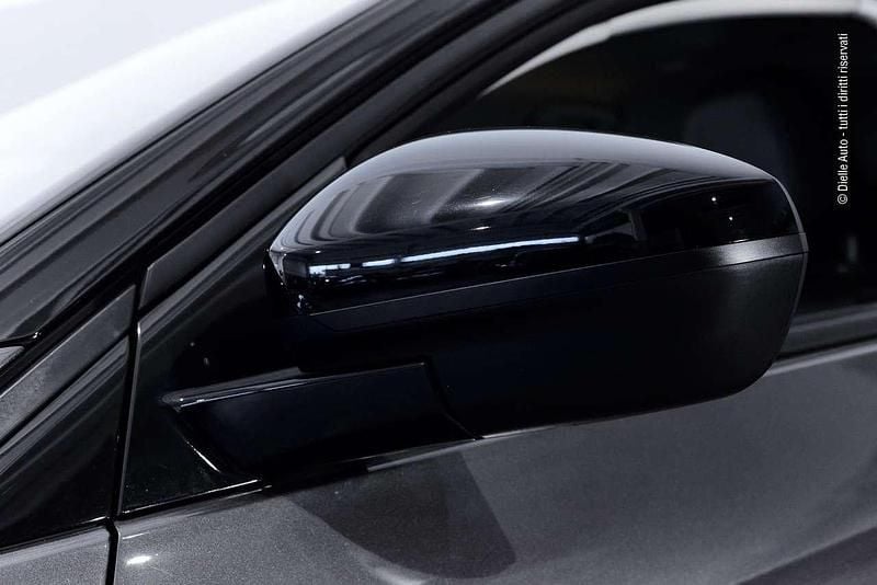 Usata Opel Grandland X Ultimate 131 CV (96 kW) 2021 Grigio scuro / antracite metal SUV