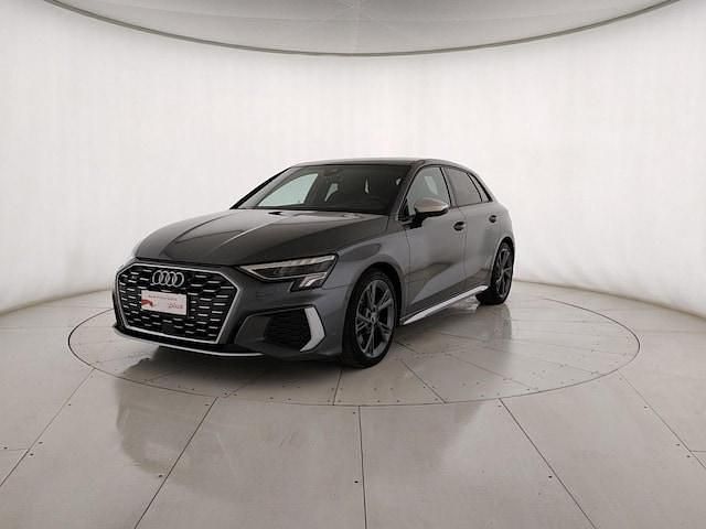 Grigio Usata 2022 Audi A3 S-Line Tre volumi | 42.900 € (Buon prezzo) - Immagine 1/4
