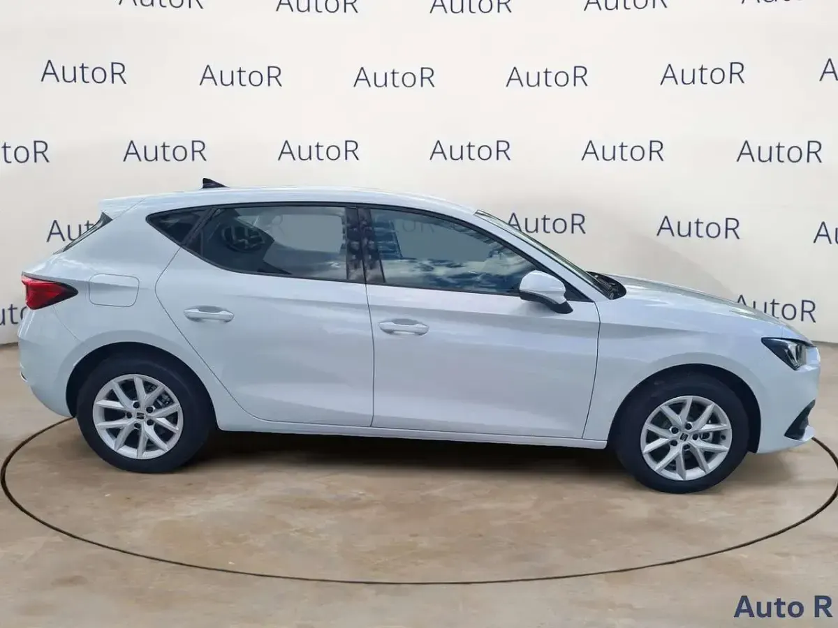 Nuova Seat Leon Style 116 CV (85 kW) 2026 Bianco Berlina