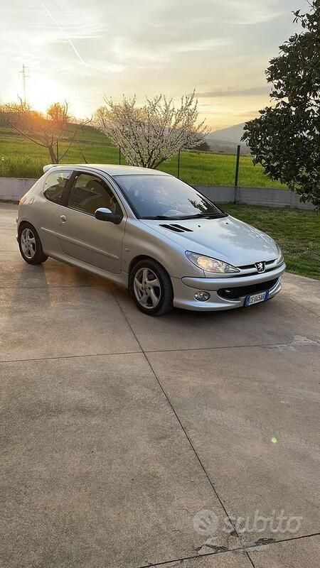 Usata Peugeot 206 135 CV (99 kW) 2003 Grigio