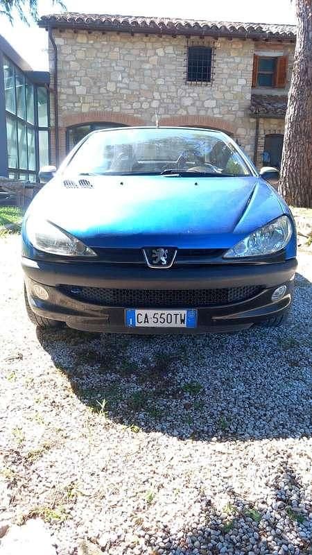 Usata Peugeot 206 CC Platinum 136 CV (100 kW) 2002 Cabrio