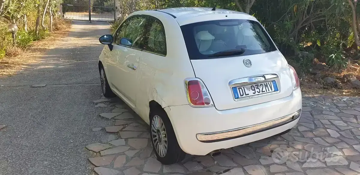 Usata Fiat 500 69 CV (50 kW) 2008 Bianco Utilitaria