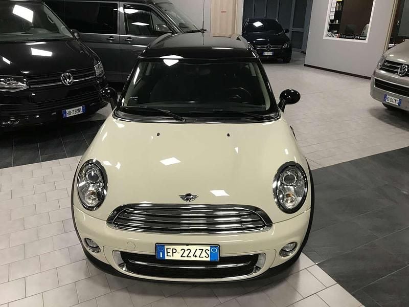 Usata Mini Cooper D 111 CV (81 kW) 2013 Bianco Utilitaria