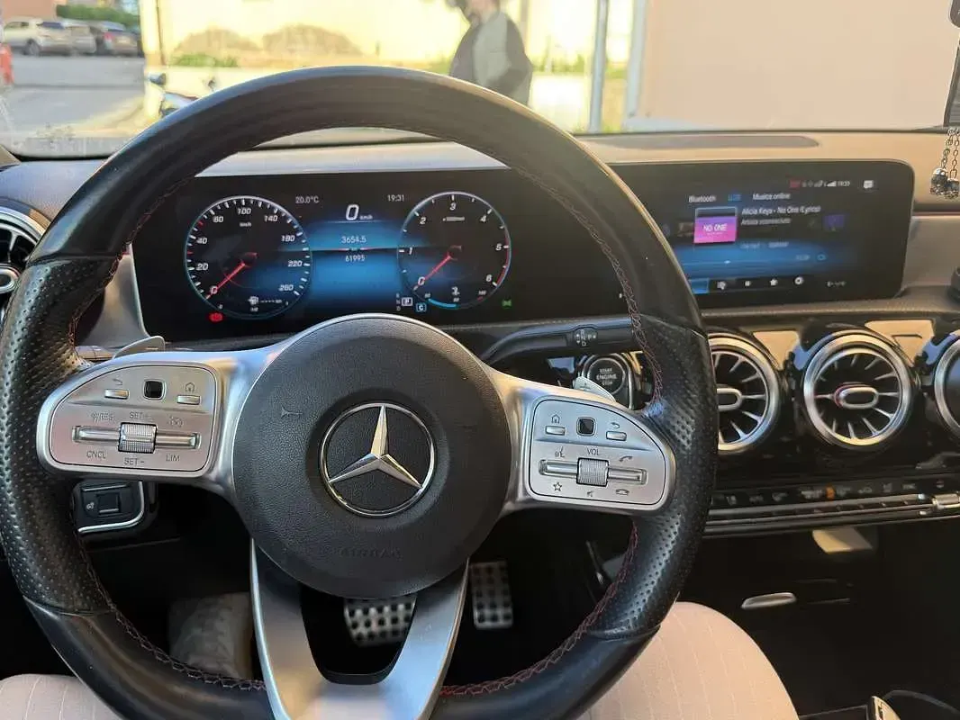 Usata Mercedes A200 150 CV (110 kW) 2019 Berlina