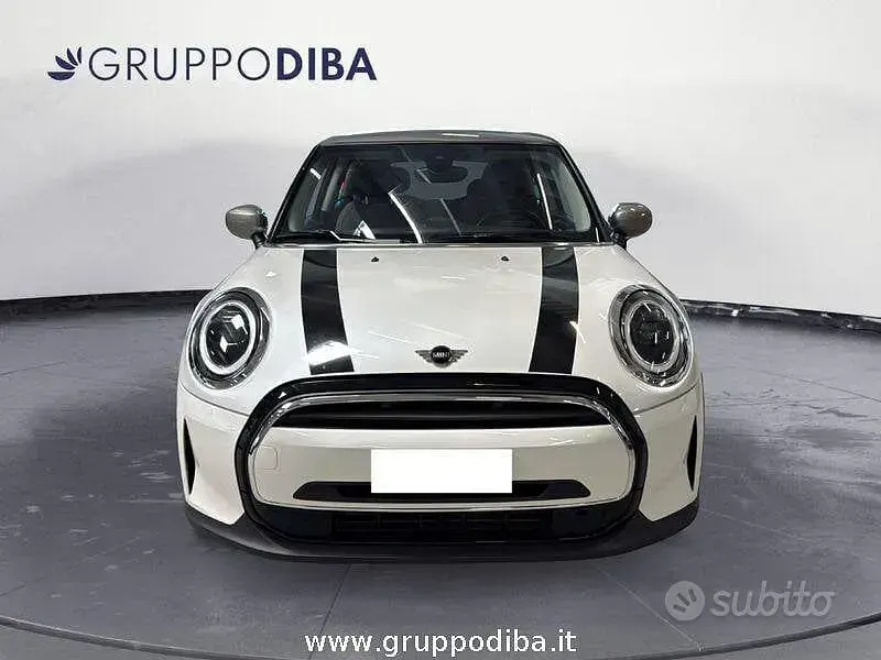 Usata Mini Cooper Classic 136 CV (100 kW) 2023 Bianco Utilitaria