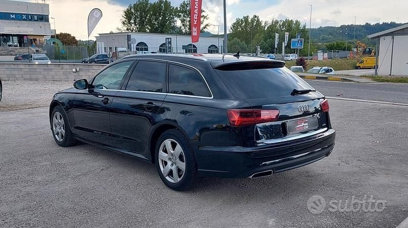 Usata Audi A6 Business 218 CV (160 kW) 2015 Blu Station wagon
