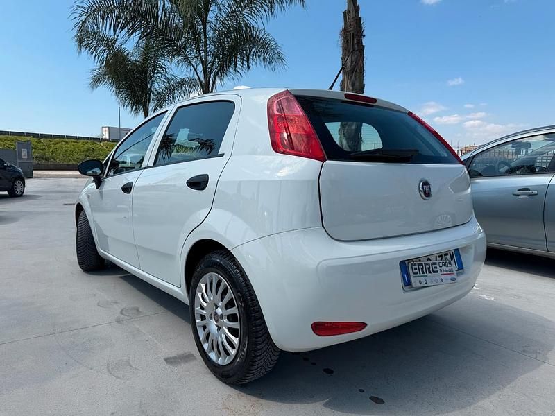 Usata Fiat Punto 95 CV (69 kW) 2017 Bianco Utilitaria