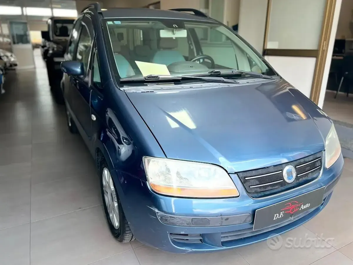 Usata Fiat Idea Emotion 95 CV (69 kW) 2004 Monovolume