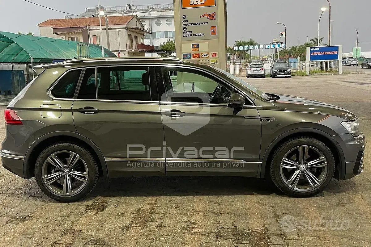 Usata VW Tiguan Sport 125 CV (91 kW) 2018 Grigio SUV