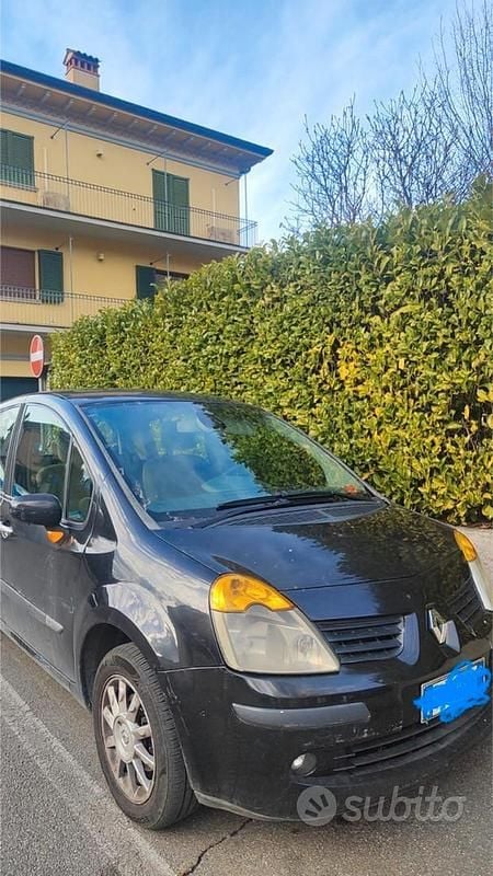 Nero Usata 2004 Renault Modus Monovolume | 1100 € (Buon prezzo) - Immagine 1/2