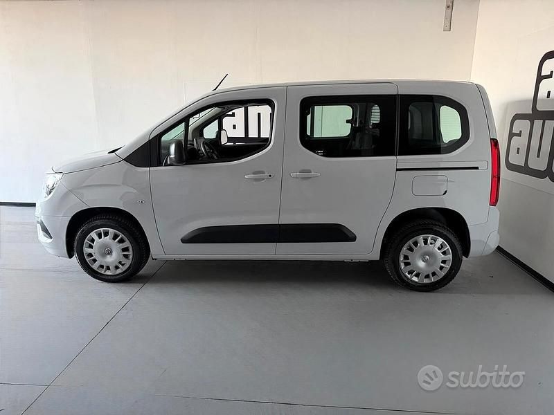 Usata Opel Combo 102 CV (75 kW) 2022 Bianco Berlina