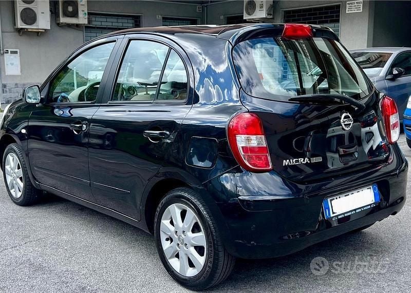 Usata Nissan Micra 80 CV (58 kW) 2012 Nero Utilitaria