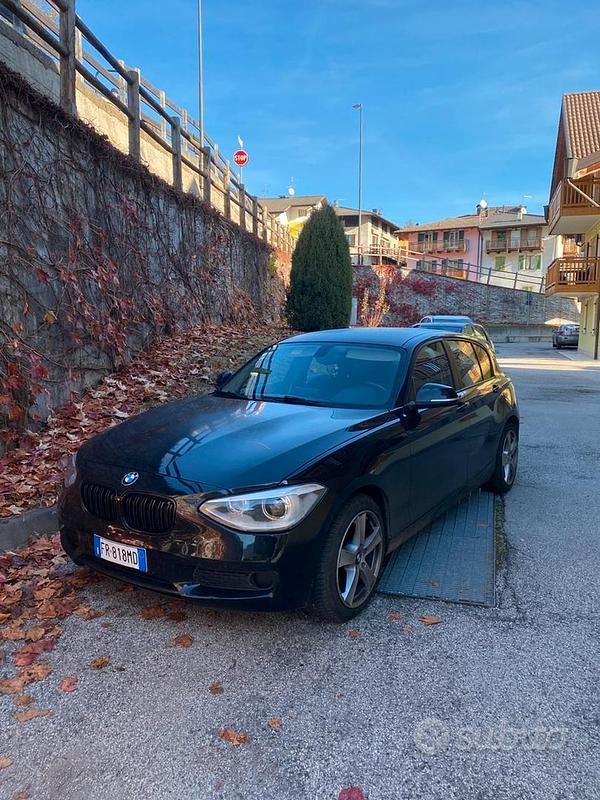 Nero Usata 2013 BMW 116 Due volumi | 9000 € - Immagine 1/4