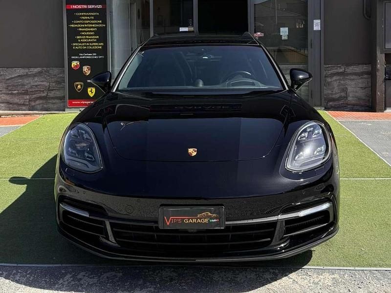 Usata Porsche Panamera Sport Turismo 330 CV (242 kW) 2020 Nero Berlina