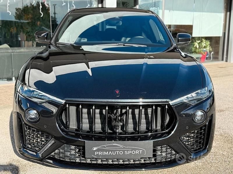 Usata Maserati Levante 349 CV (256 kW) 2021 Nero SUV