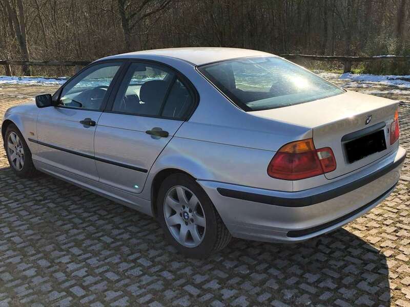 Usato 1999 BMW 318 Benzin 120 CV (5.500 €)