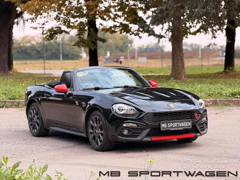 Usata Abarth 124 Spider 170 CV (125 kW) 2017 Nero Cabrio