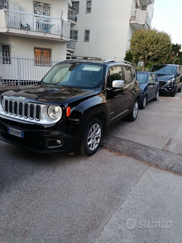 Nero Usata 2017 Jeep Renegade Limited SUV | 11.000 € (Super prezzo) - Immagine 1/4
