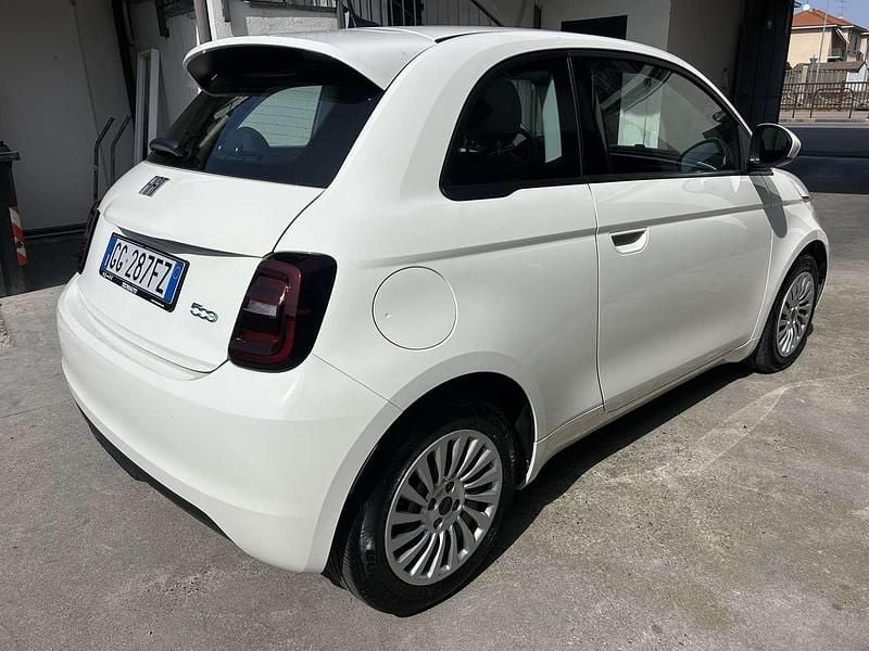 Usata Fiat 500e Passion 42 kW (58 CV) 2021 Other Utilitaria