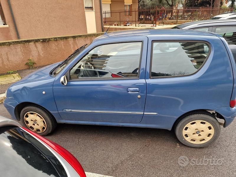 Usata Fiat 600 2005 Blu Utilitaria