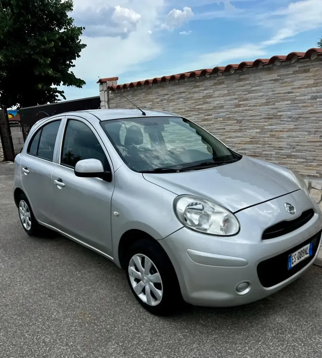 Usata Nissan Micra S 80 CV (58 kW) 2013 Argento Utilitaria