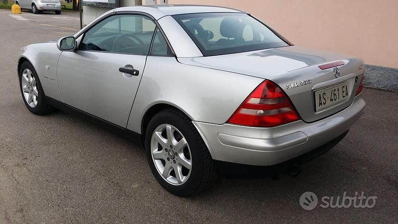 Usata Mercedes SLK200 1997 Grigio Cabrio