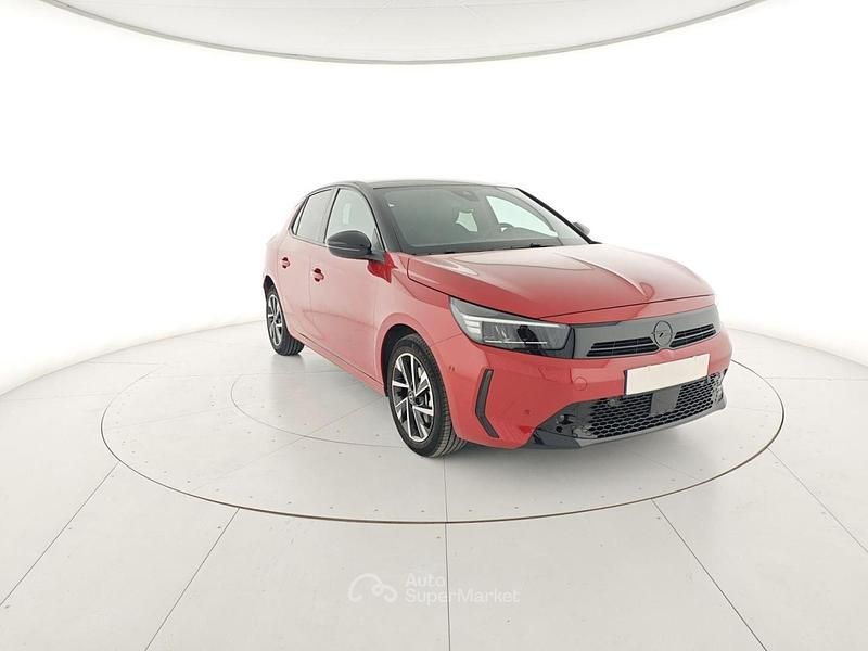 Usata Opel Corsa 101 CV (74 kW) 2024 Rosso Utilitaria