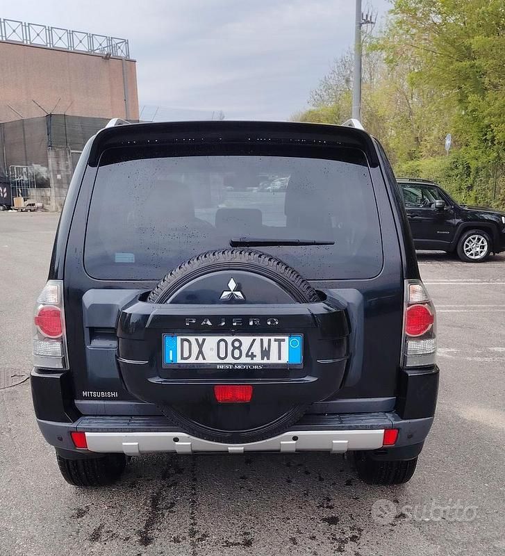Usata Mitsubishi Pajero Sport 2009 Nero SUV