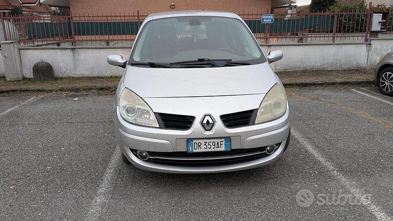 Usata Renault Scénic II Dynamique 131 CV (96 kW) 2008 Monovolume