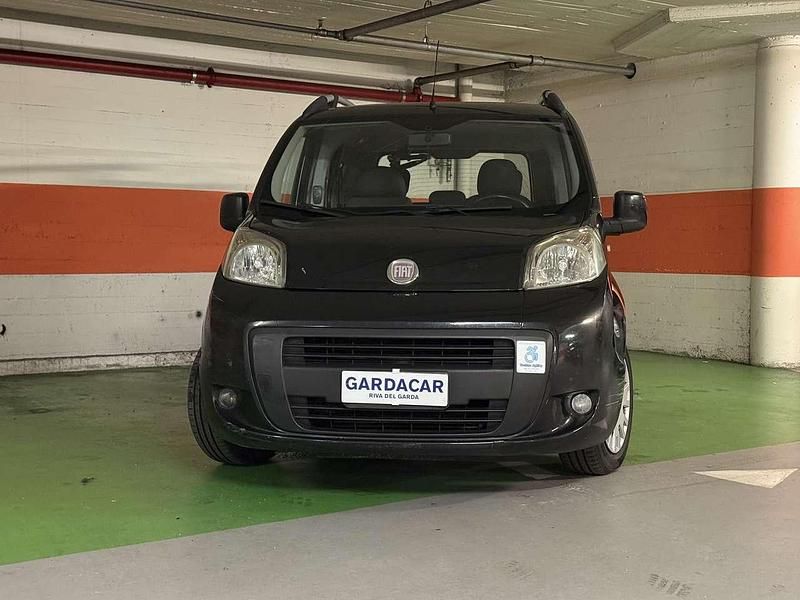 Usata Fiat Qubo Trekking 75 CV (55 kW) 2012 Blu/azzurro Monovolume