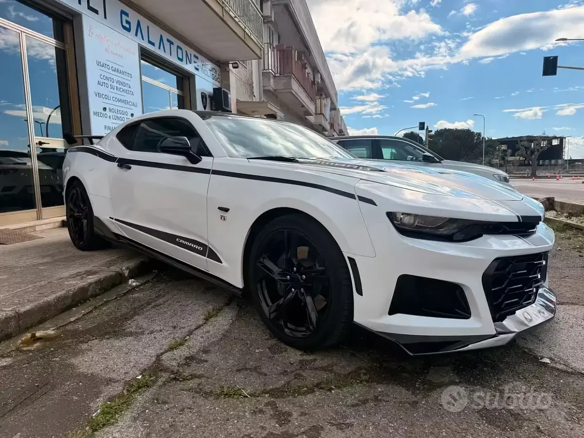 Usata Chevrolet Camaro ZL1 659 CV (484 kW) 2022 Bianco Coupé