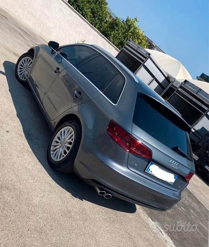 Usata Audi A3 150 CV (110 kW) 2014 Grigio Berlina
