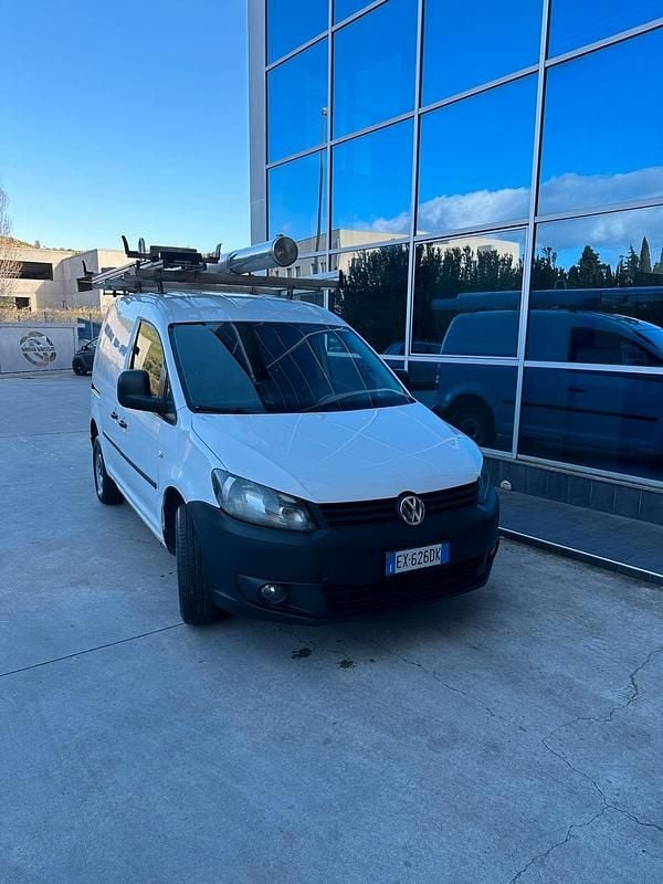 Usata VW Caddy Trendline 110 CV (80 kW) 2014 Bianco Monovolume