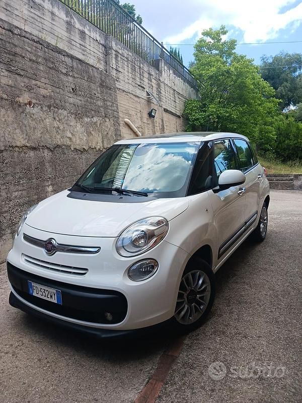Usata Fiat 500L Lounge 85 CV (62 kW) 2016 Bianco Monovolume