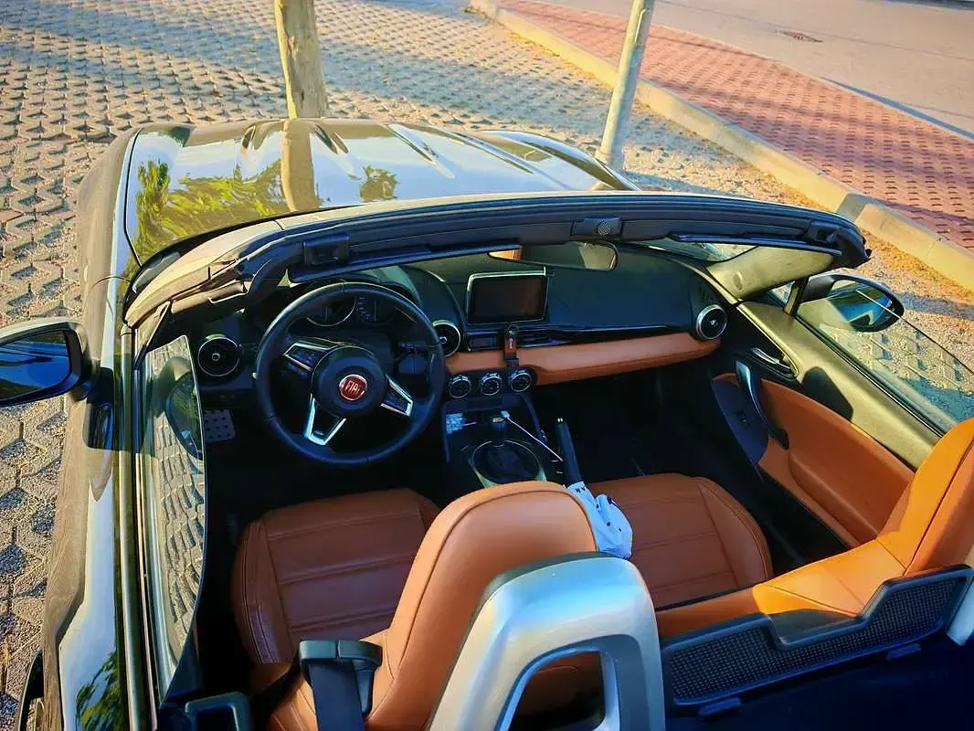Usata Fiat 124 Spider Lusso 140 CV (102 kW) 2019 Nero Cabrio