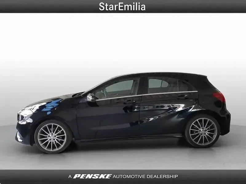 Usata Mercedes A180 Executive 109 CV (80 kW) 2016 Nero Utilitaria