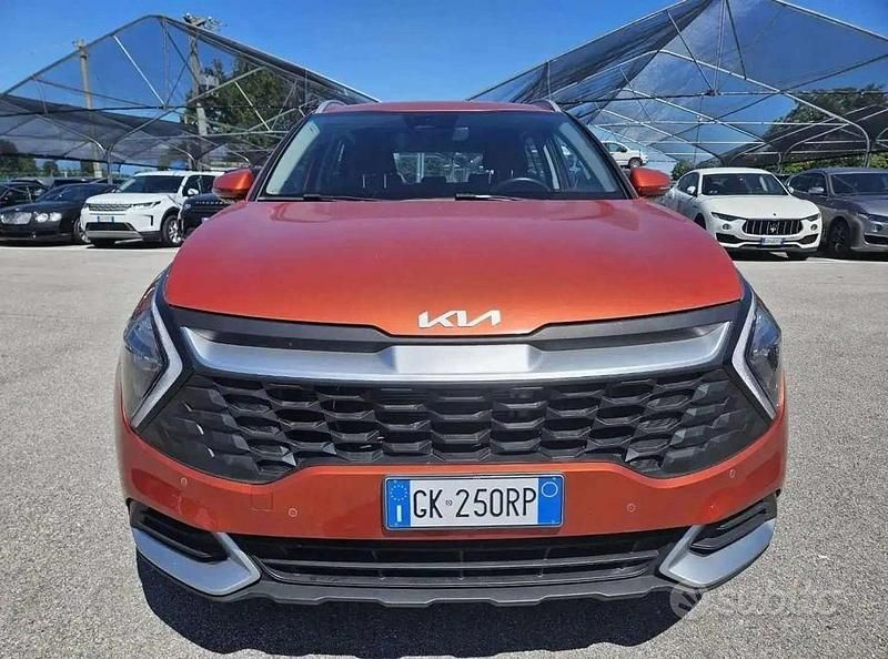 Usata Kia Sportage 136 CV (100 kW) 2022 Arancione SUV