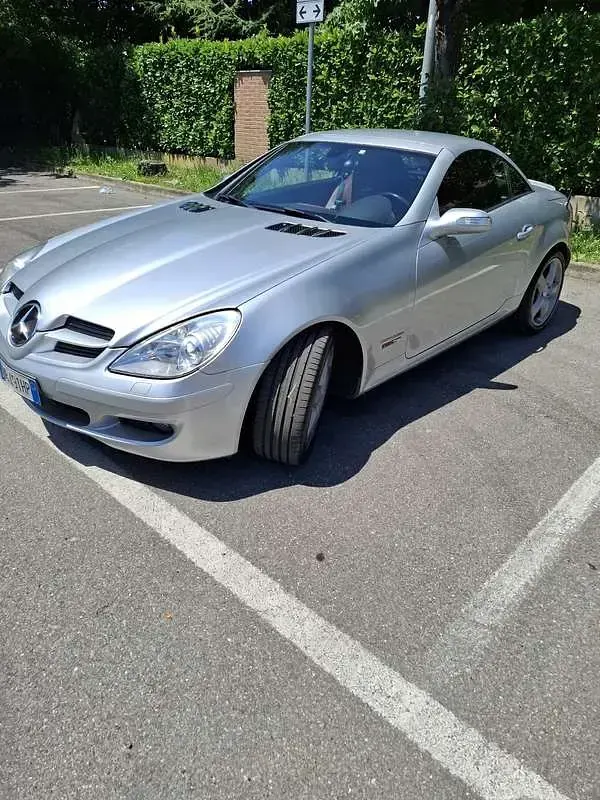 Usata Mercedes SLK200 Chrome 163 CV (119 kW) 2006 Argento Cabrio