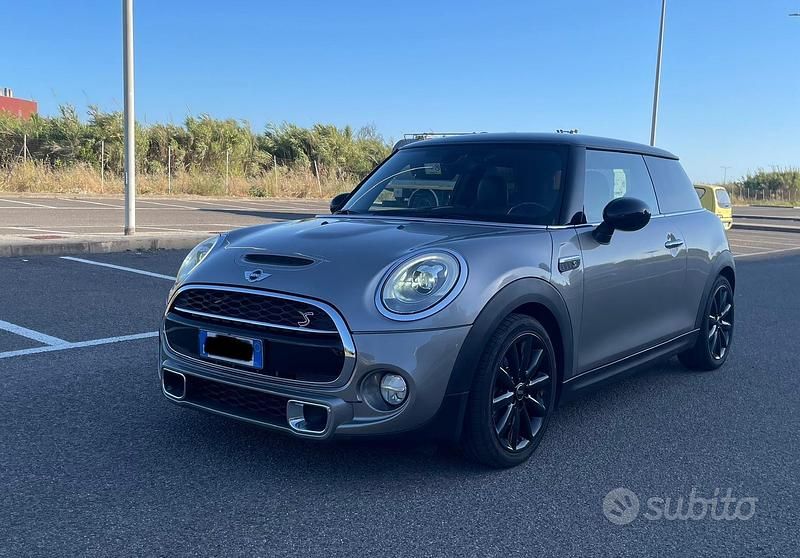Begagnad Mini Cooper S 211 HK (155 kW) 2017 Halvkombi