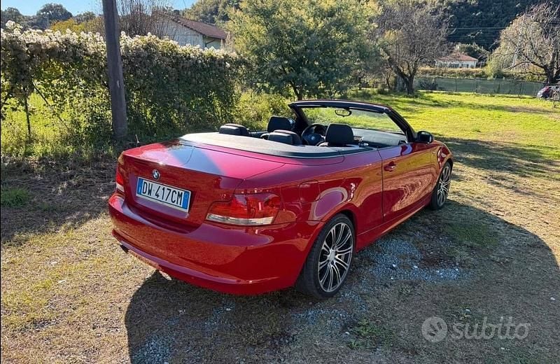 Usata BMW 118 Cabriolet Efficient Dynamics 143 CV (105 kW) 2009 Rosso Cabrio