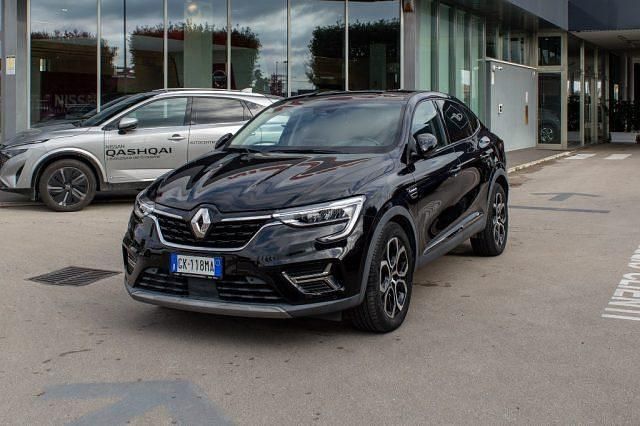 Usata Renault Arkana Intens 145 CV (106 kW) 2022 Nero SUV