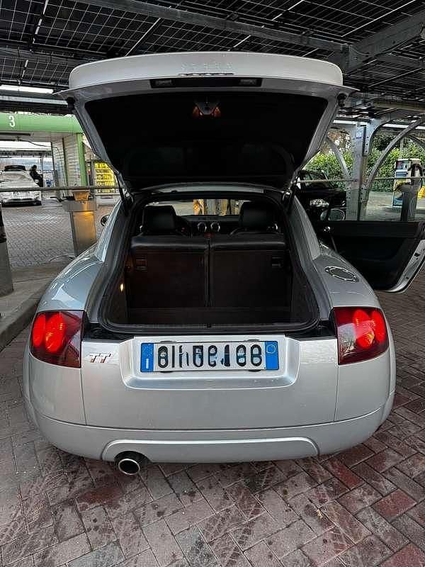 Usata Audi TT 179 CV (131 kW) 2000 Argento Coupé