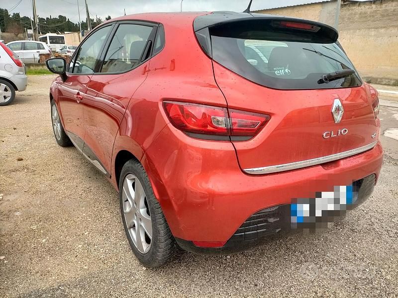 Usata Renault Clio IV 75 CV (55 kW) 2013 Rosso Berlina