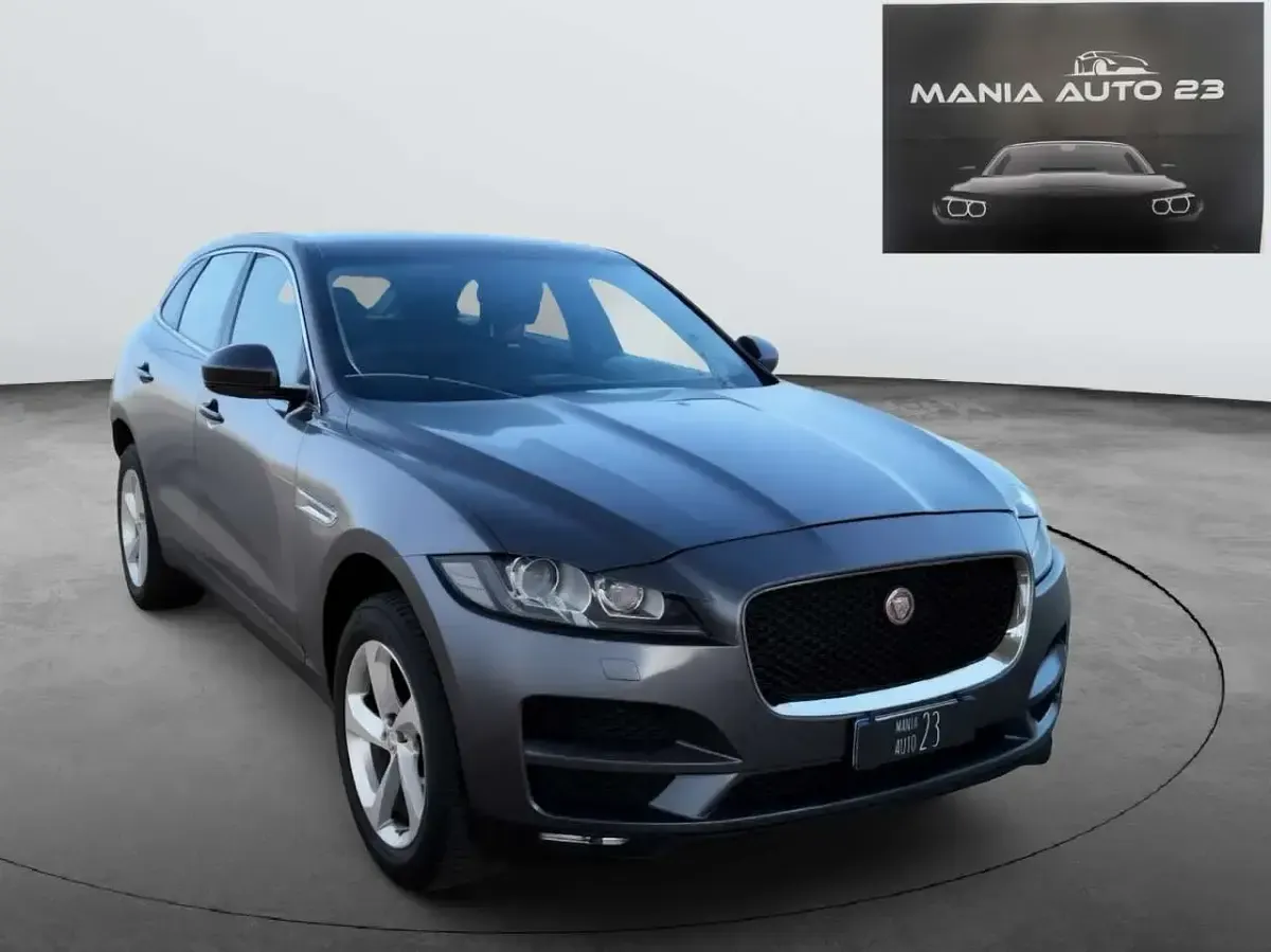 Usata Jaguar F-Pace Portfolio 179 CV (131 kW) 2020 Grigio SUV